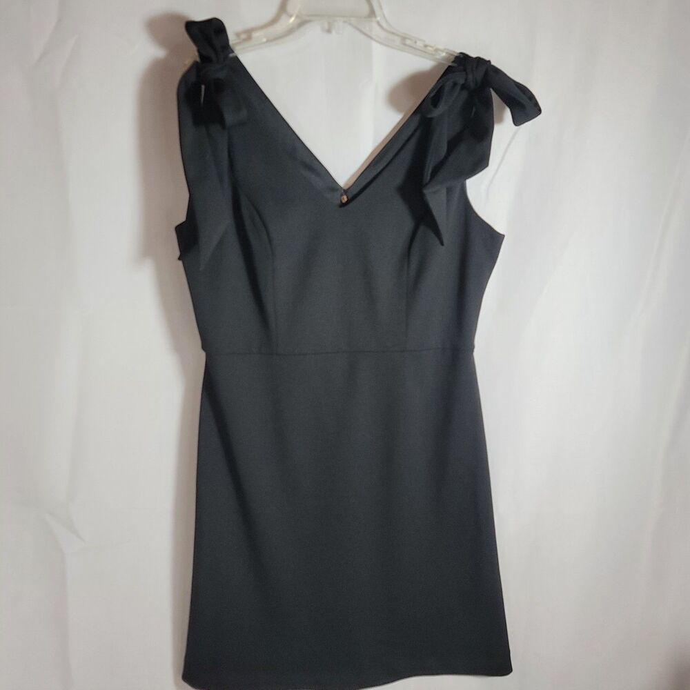 BCBGeneration Fit and Flare Tie Bow Shoulder Mini Dress Black V-Neck LBD Size 12